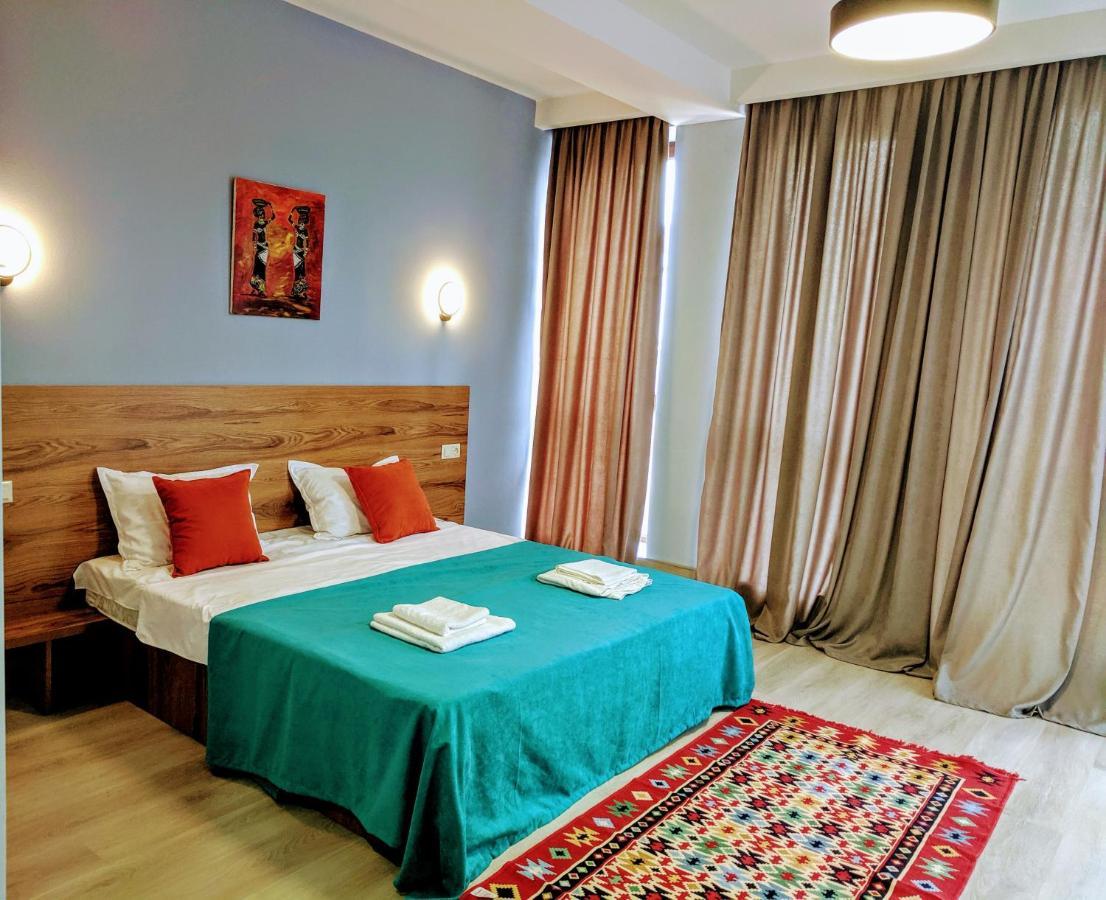 Hotel 5 Rooms Tbilissi Extérieur photo